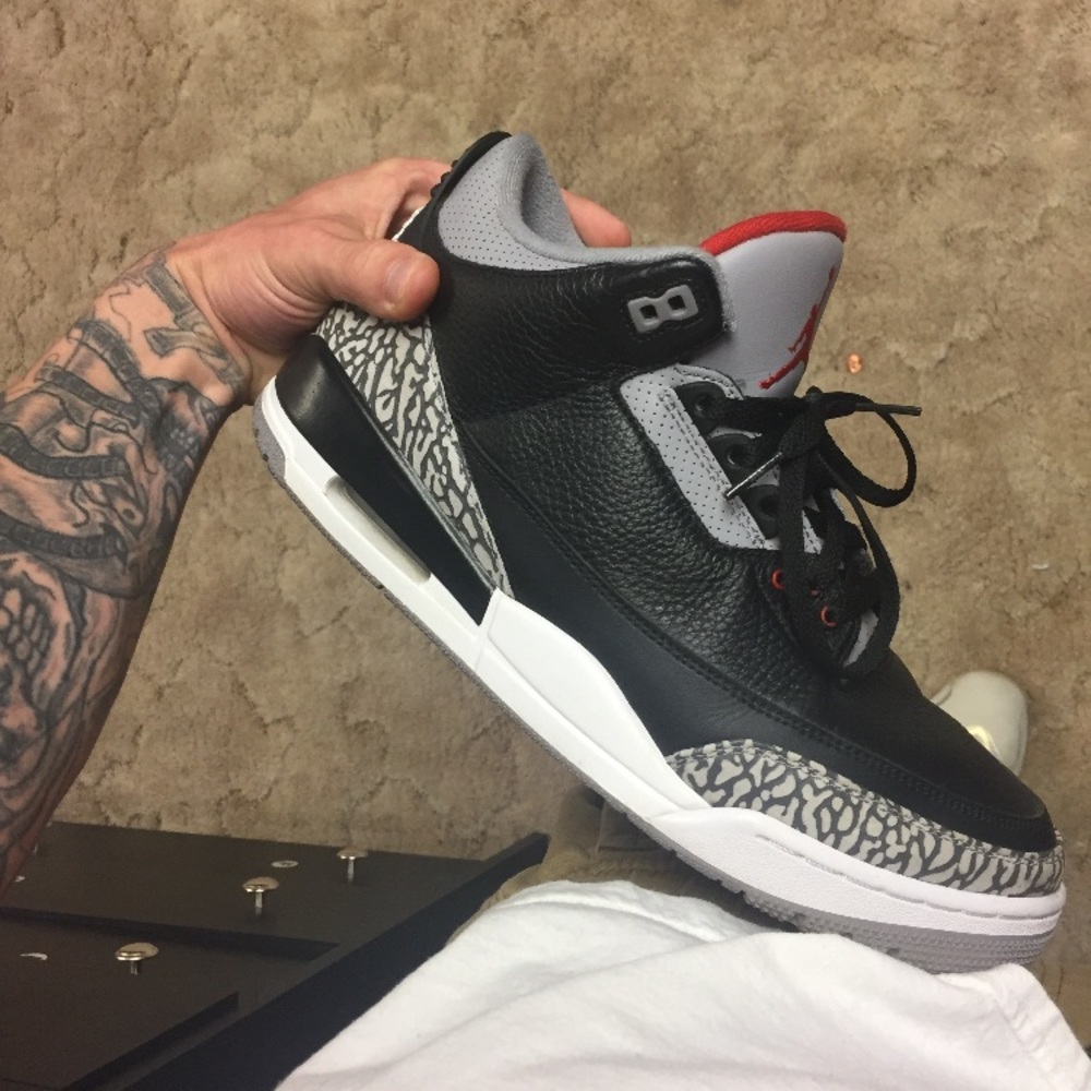 Shoe